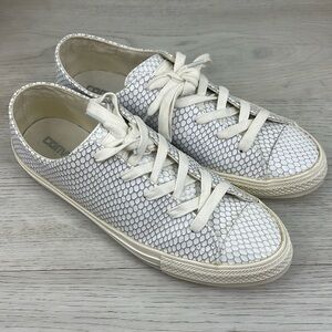 Converse All-Star Leather Low Tops Women’s Size 9 Shoes